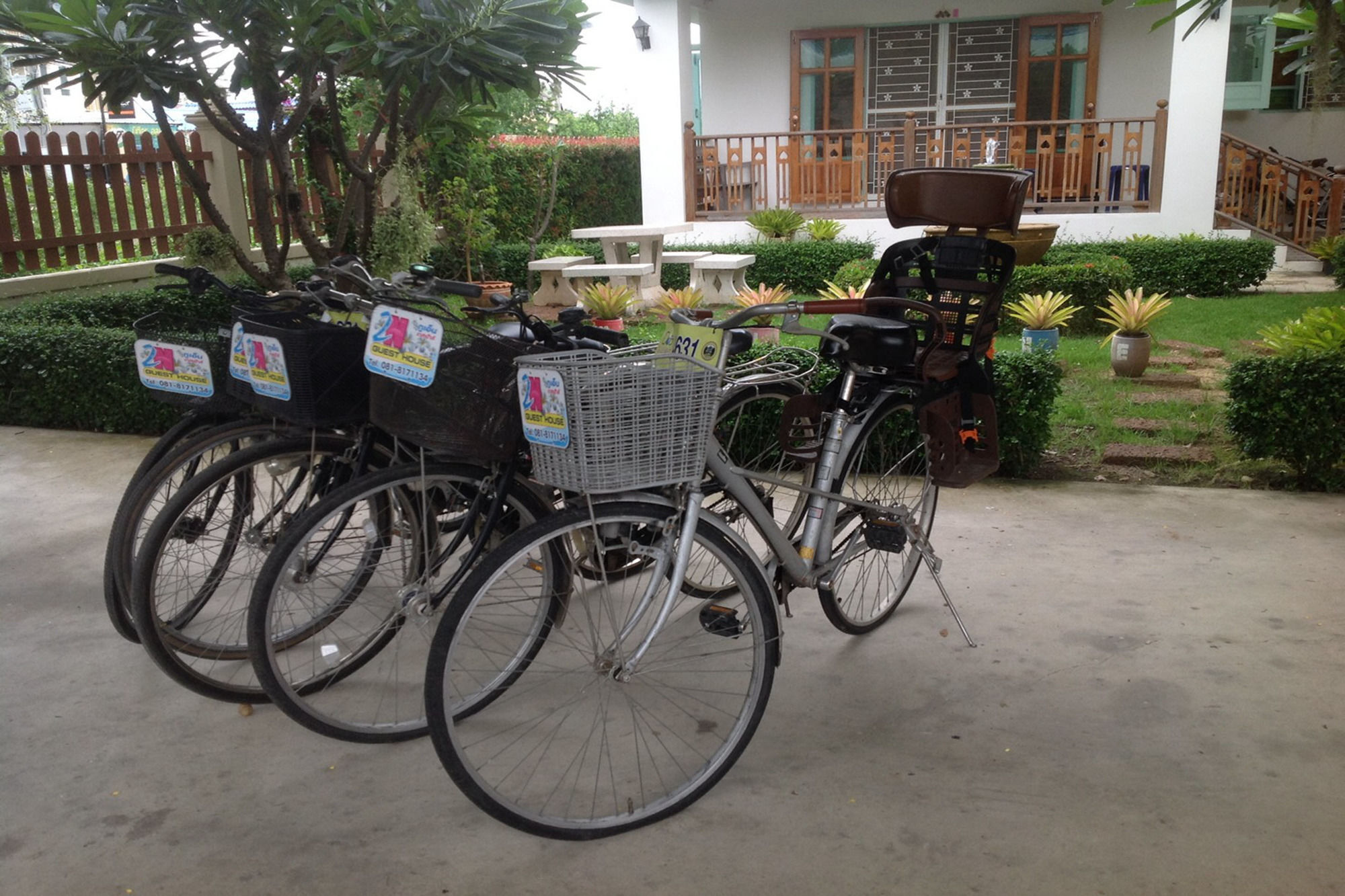 2N Guesthouse Phetchaburi Eksteriør billede